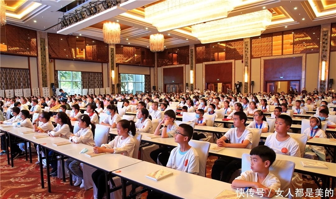 腾冲市|腾冲市举行“庆祝建党100周年”首届青少年书法比赛暨颁奖典礼