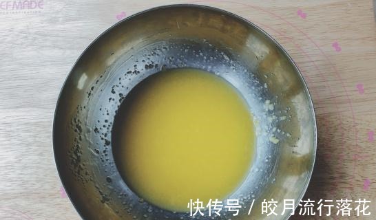 核桃酥|咬一口酥掉渣的核桃桃酥,做法简单,新手也能做!