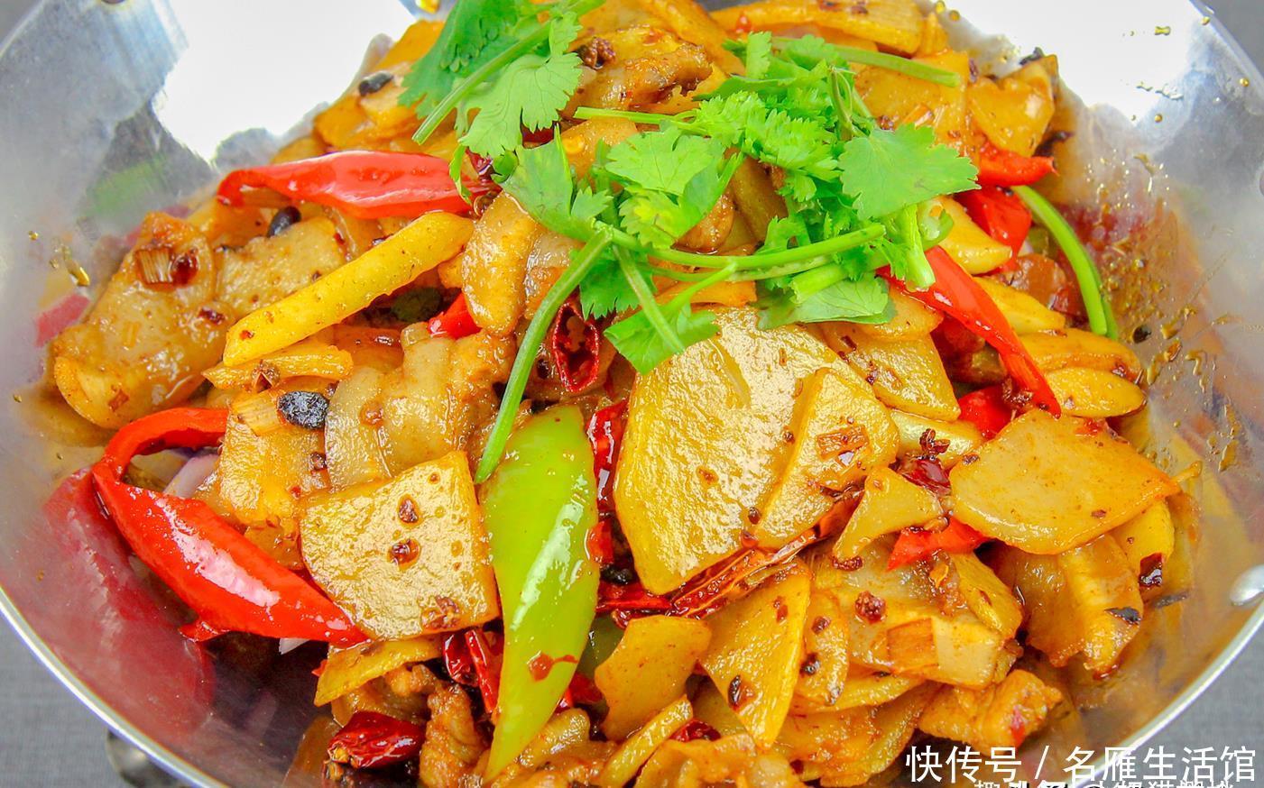 简单|每次去饭店都想吃的干锅土豆!简单操作在家也能做出饭店的味道