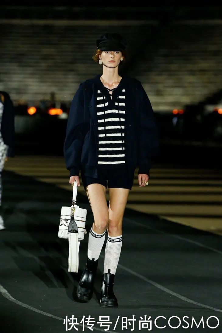 她们的早春秀有多美，我的心就有多荡|壹周潮话题 | 紧身裤