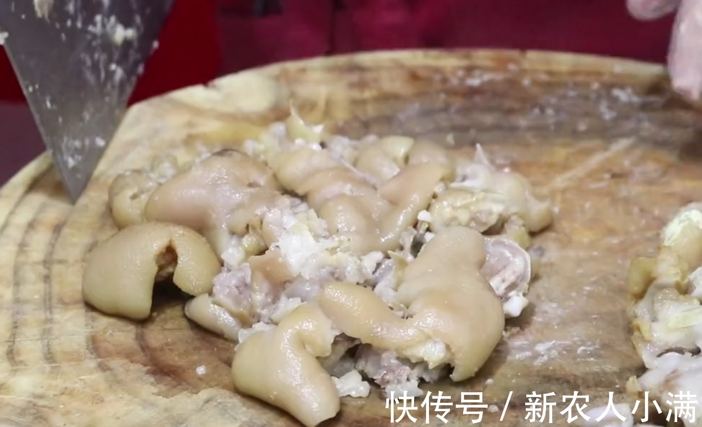 为什么我们自己熬的皮冻总是不透亮，没有韧道呢？这些小技巧不能忽略