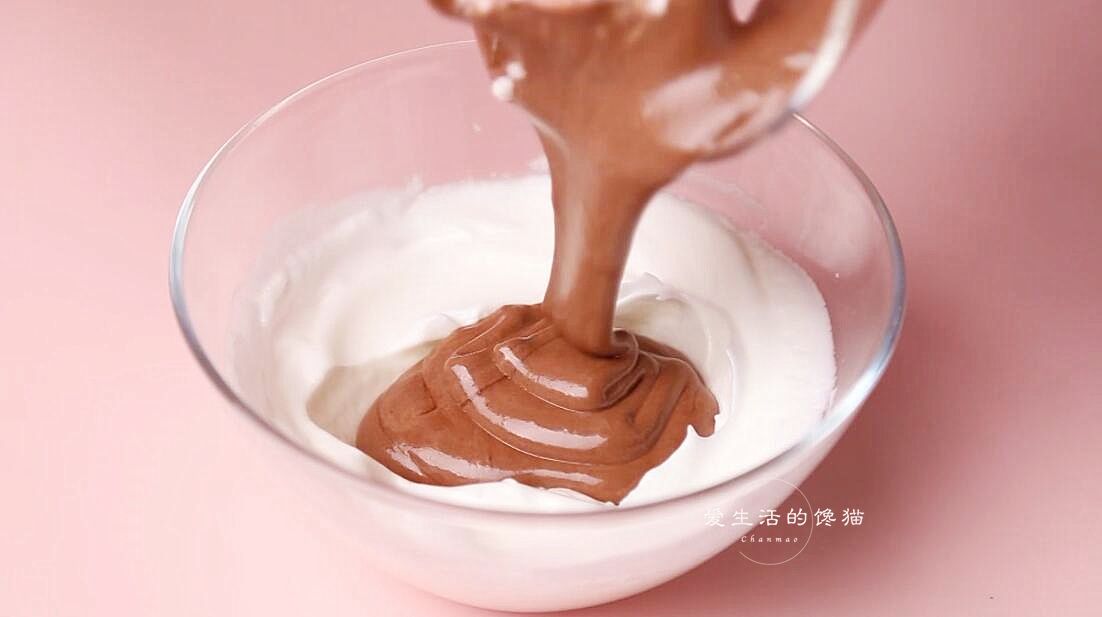 月售上万的私房爆款蛋糕，口感细腻，入口即化，跟着步骤做零失败