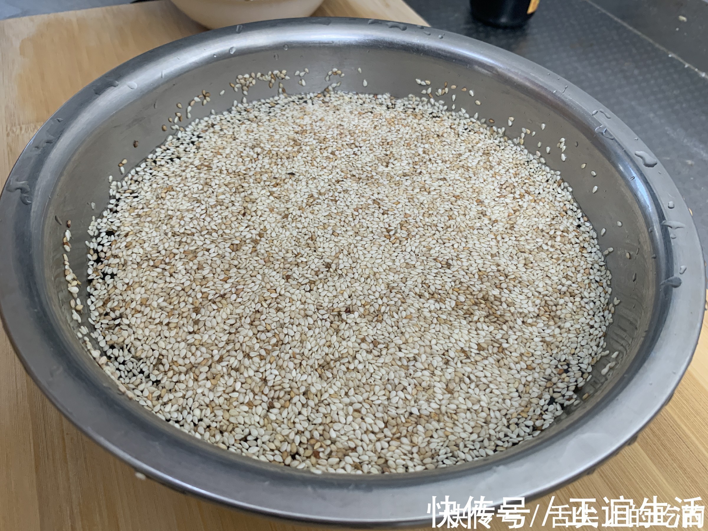 麻汁豆角|想吃芝麻酱不用买,5块钱自制一大瓶,纯正无添加,做法还简单