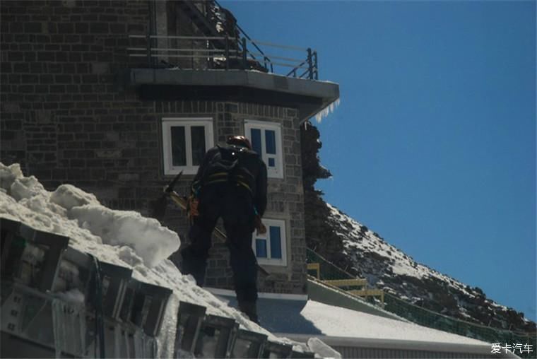 漫游|如画的草原、宏伟庄严的大雪山、澄澈的湖泊，漫游瑞士！！