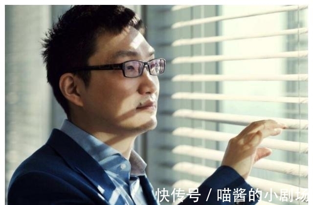 卸任|“激流勇退”成流行？放弃中国首富之位的黄峥，无偿捐1000亿