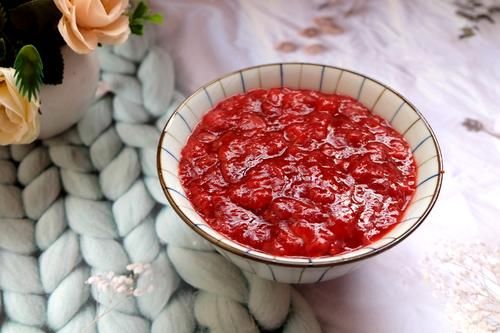 三月最爱草莓，自制草莓酱做法简单无添加剂，好吃看得见