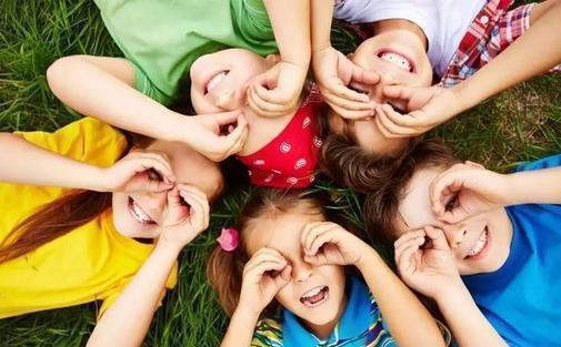 男孩|退休班主任:容易有出息的男孩,往往是这些类型,与成绩无关