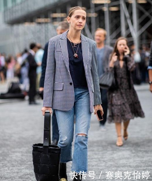 搭配|三四十岁的女人想要“年轻感”,记住这3个细节,优雅又不显老