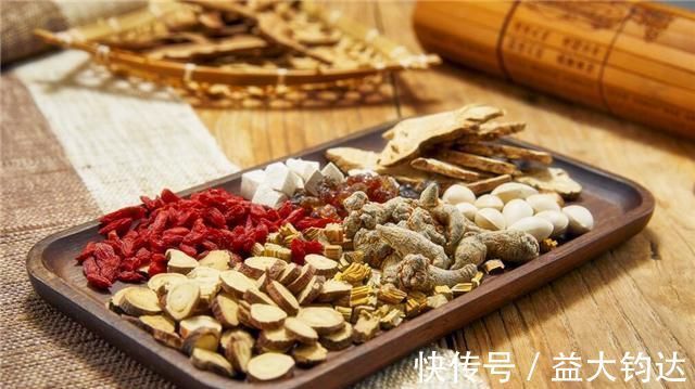 效果|中草药打成粉和煎成汤的效果一样吗？你或许真不知道，看专家理解