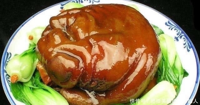 猪身上最美味的部位，价格是排骨的一半，吃货看见不买太傻了