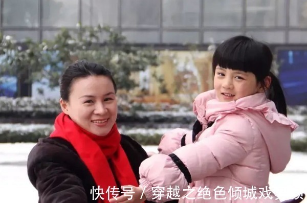 林生斌的全家福,早已说明朱小贞的不幸福,却没人看出端倪