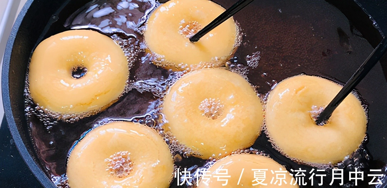 吃不完的红薯拿来做甜甜圈,无需加水,外酥里软,简单好吃又解馋!