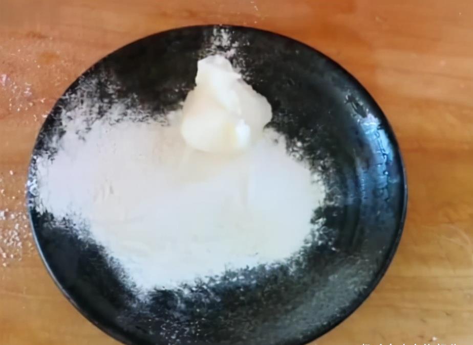 油酥球|美味鲜花饼的家常做法，香软可口，玫瑰味十足，酥到掉渣