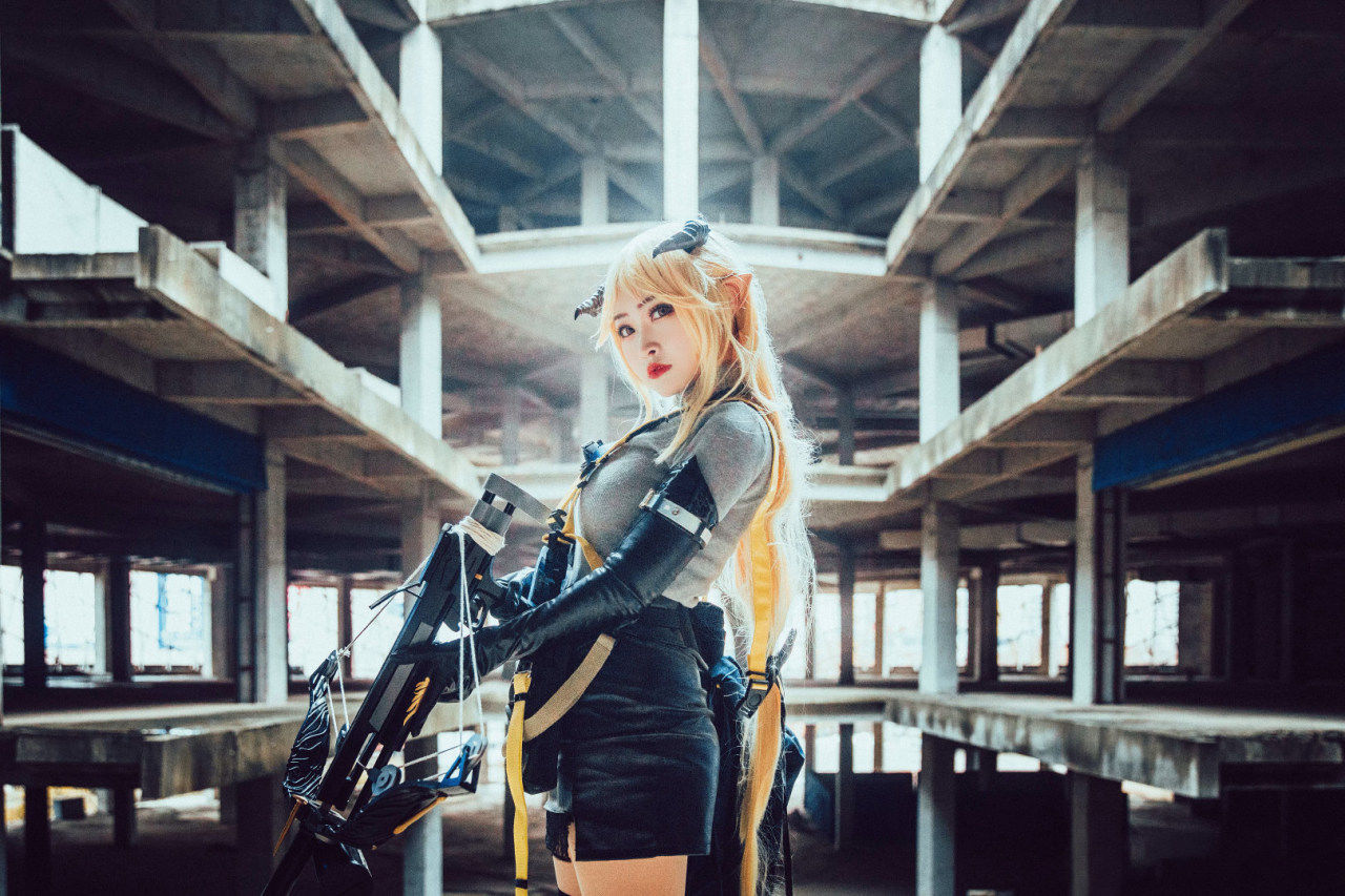 cospl明日方舟 陨星cosplay