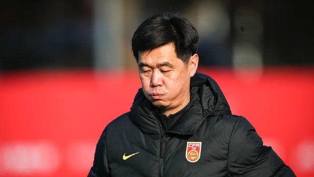 李霄鹏|归化已无法控制?李霄鹏畅谈国足目前二大困境!只能先有小目标