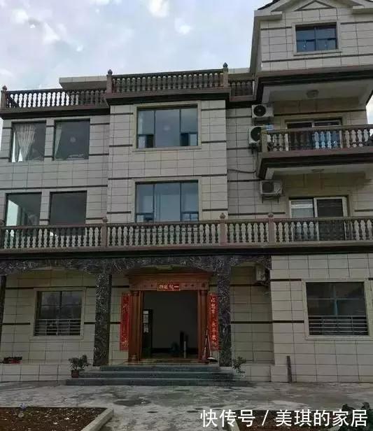 贼漂亮!200平豪宅盖了1年才结束,婆婆说门槛都快被村里人踩烂了