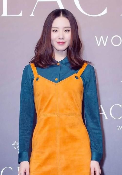 4种衬衫的搭配配色，让你美过整个春天，再不用羡慕别人穿衬衫好看了