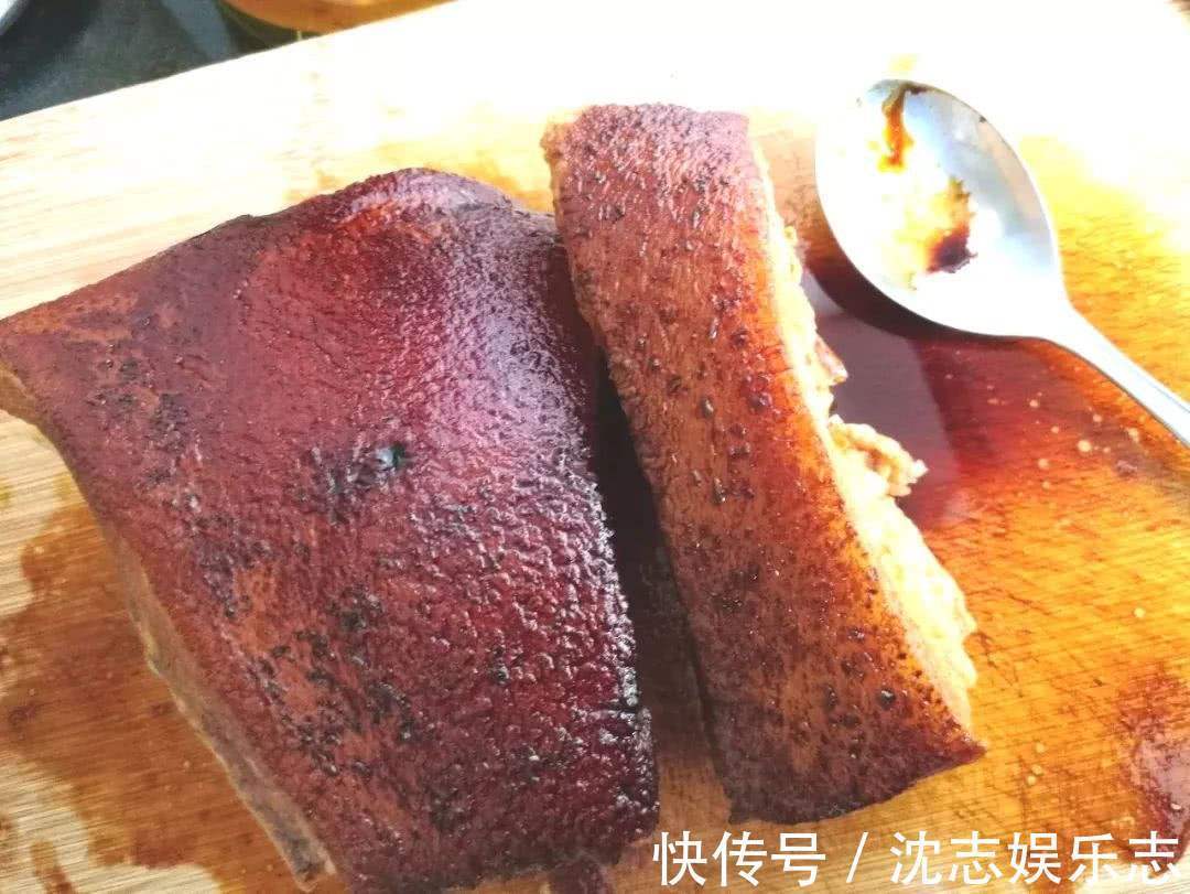 菊苣|已经被列入“黑名单”的3种嘌呤食物,经常吃,升尿酸又升血压