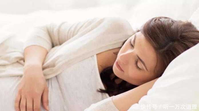 怀孕后睡不好觉应该咋办？帮助睡眠的3个小妙招，孕妈早了解