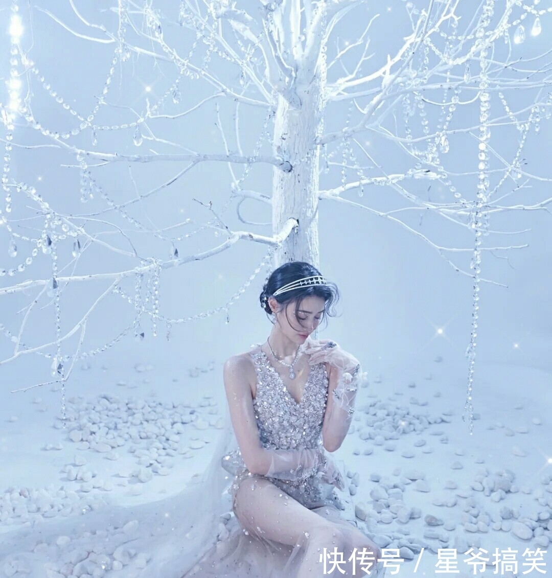 冰雪肌肤,美不胜收。