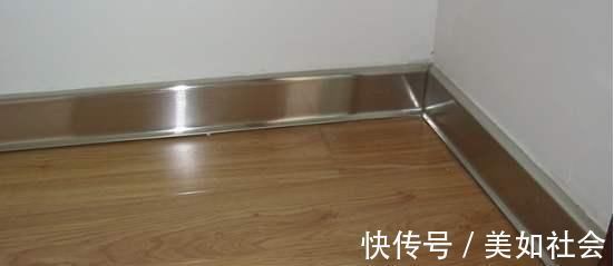 瓷砖|家里装修用哪种踢脚线好?好多人不懂选错了,后悔我家才发现