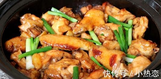 浓缩|浓缩的酱汁，合适的火候，成就了啫啫鸡煲的鲜美