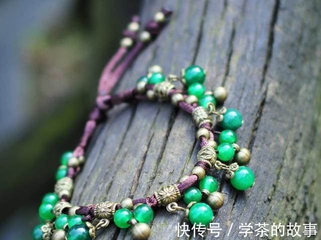 脚链 又到了露脚踝的季节,你确定不戴上一款脚链去炸炸街吗!