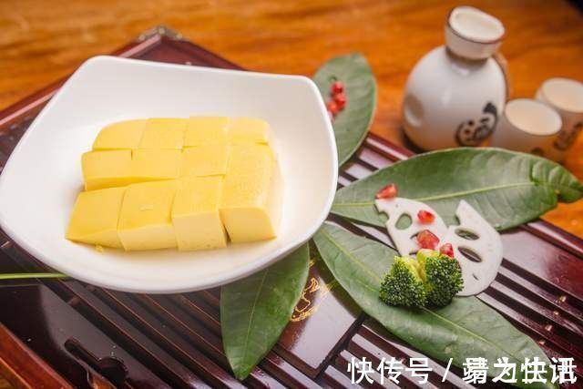 豆浆|龙凤胎男孩天天喝牛奶,女孩天天喝豆浆,六年后身高相差18厘米