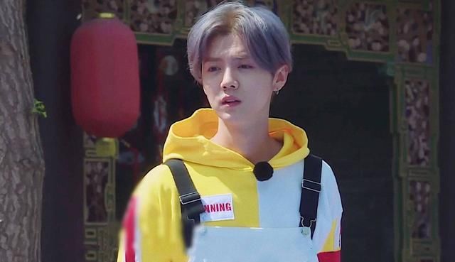 王一博、任嘉伦、鹿晗、张艺兴、邓伦的娱乐消息