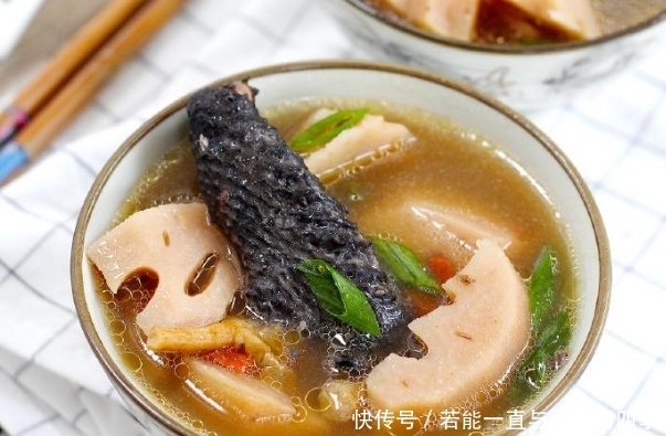 春节前后,多给家人喝这汤,简单炖一炖,营养又补血,不懂可惜了