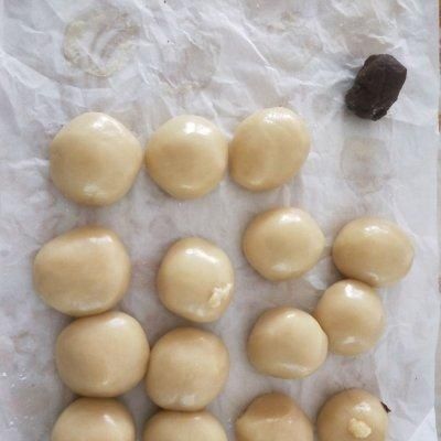 豆沙馅|简单快手又下饭的豆沙馅广式月饼，吃起来那叫一个香