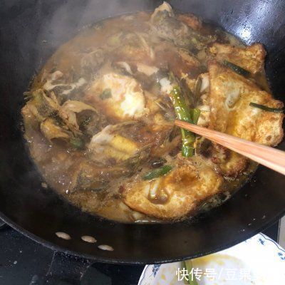 这道黄丫角焖鸡蛋连续吃了3碗，全家人都一致好评