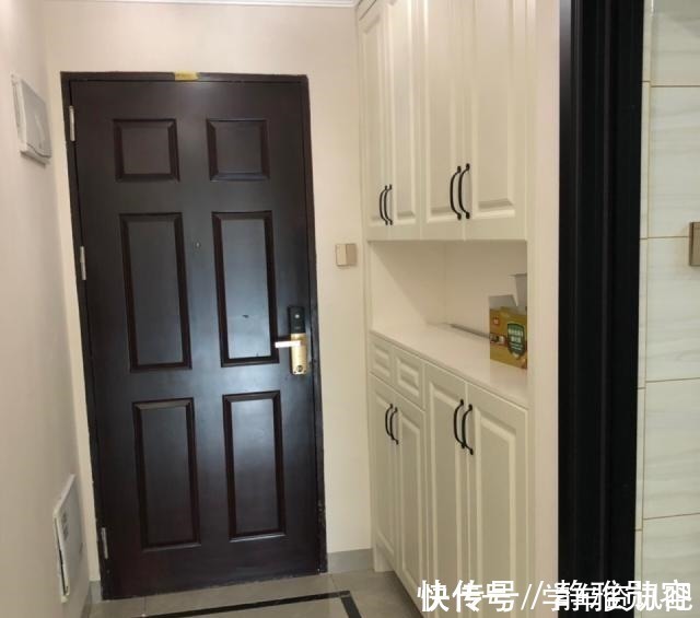 电视背景墙|历时三个月完工,打扫干净就很漂亮,电视墙实在抢眼,家人很高兴!