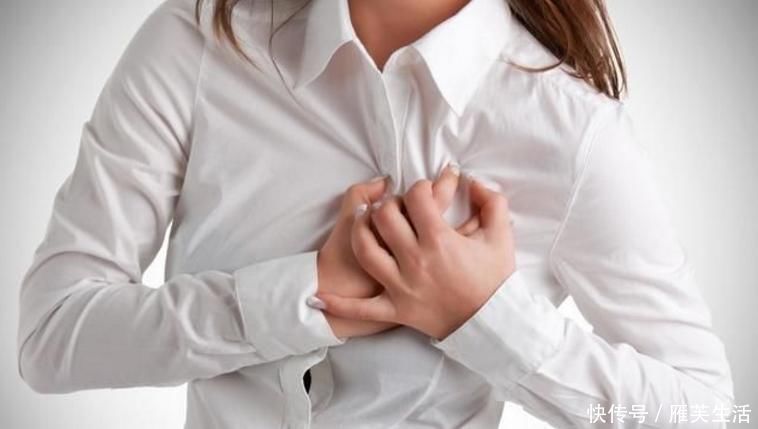 手术治疗|26岁女孩胸部疼痛，医院查出8颗肿瘤，医生：生活心态很重要