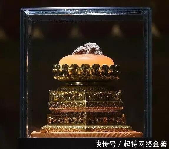 形态各异|释迦牟尼佛舍利,颜色各异形态各异