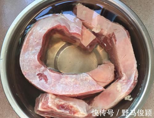 肉丸|炸肉丸，牢记“三放两不放”，丸子外酥里嫩，放凉了都不发硬！
