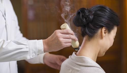  记住|多数人艾灸，其实是在泄自己元气？关于艾灸，你必须记住这5问！
