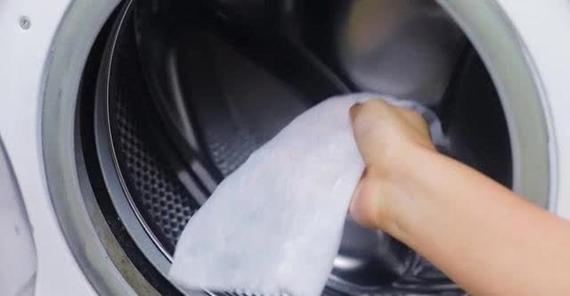 教你3招,去除衣服上的小毛球,简单有效屡试不爽