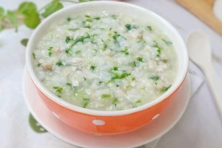 春季保健多喝兩款養(yǎng)生粥