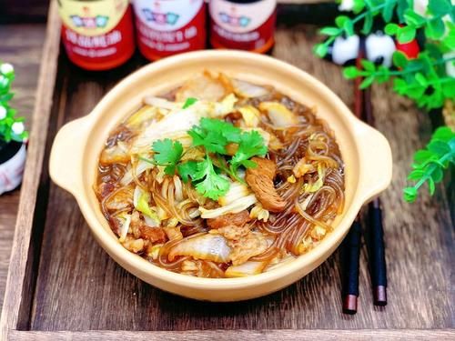  粉条|天冷了，白菜和它一起炖，营养极高，喷香下饭，一盘下肚全身暖