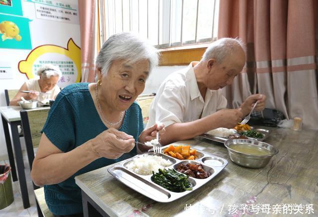 宁爷爷|72岁的爷爷,胆固醇从7.8降到1.5,经验是坚持吃这一种营养素