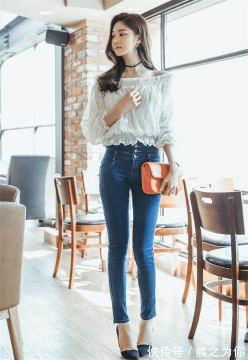 身姿 精致时尚的牛仔裤,展现女人优美的身姿线条,散发出女神气场!