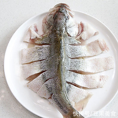 饮食禁忌|吃着比肉还鲜，嘴馋就吃清蒸富贵鱼