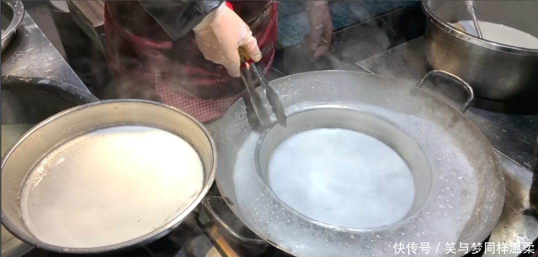 年夜饭，学会这道凉菜，比大鱼大肉还过瘾，大人老人孩子都能吃