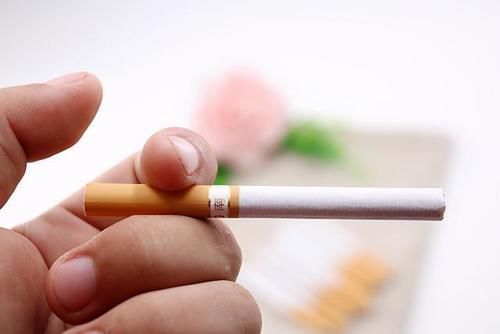 吸烟|已经七十岁了,戒烟戒酒,更容易得大病?看看医生的分析