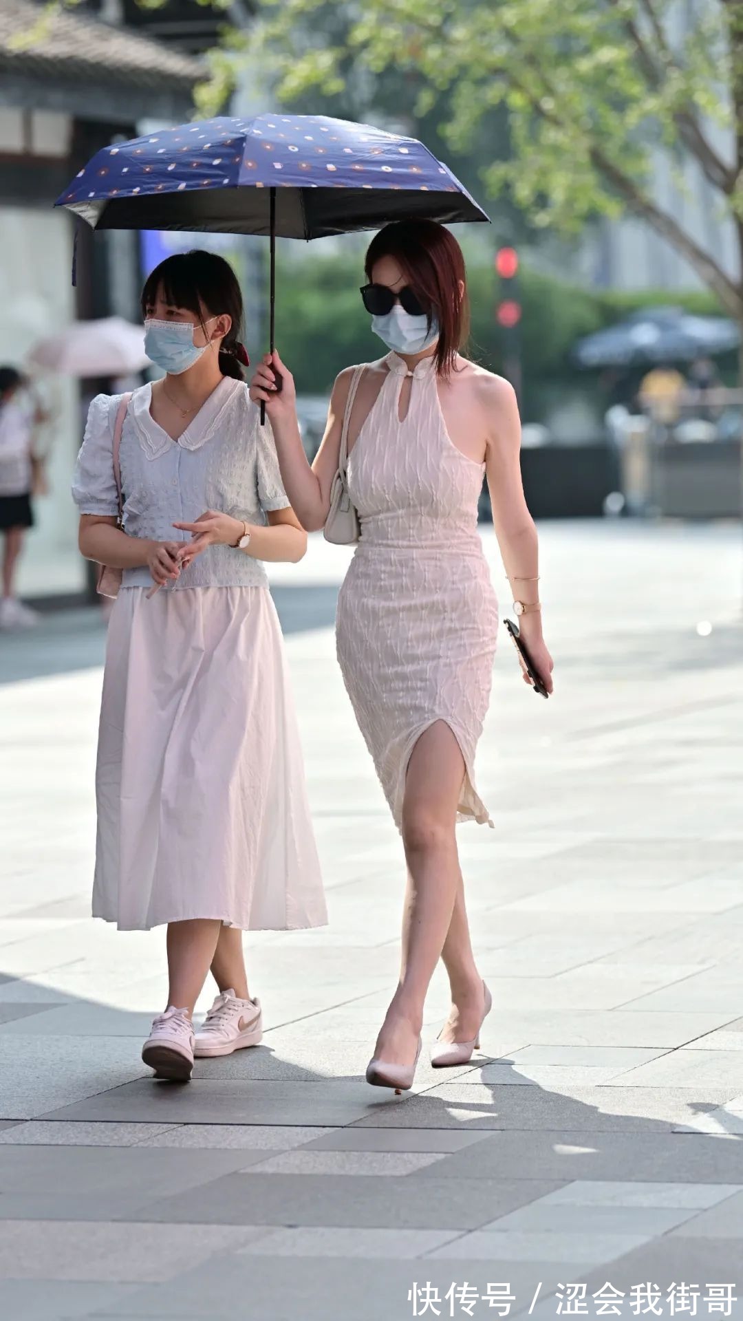 美女 街拍美女:穿白衣的时尚女生