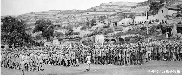 参加黄麻起|红四方面军这个军三个师政委55年被授衔，为何三位师长都没被授衔