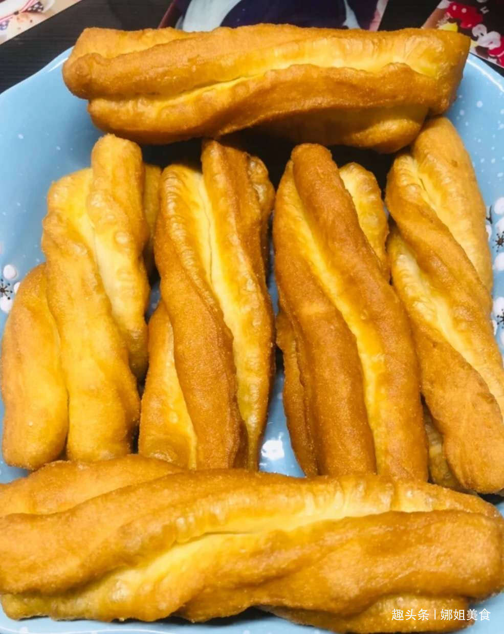 想吃油条不用买了，不用油炸，香脆可口，好吃不上火，孩子特爱吃