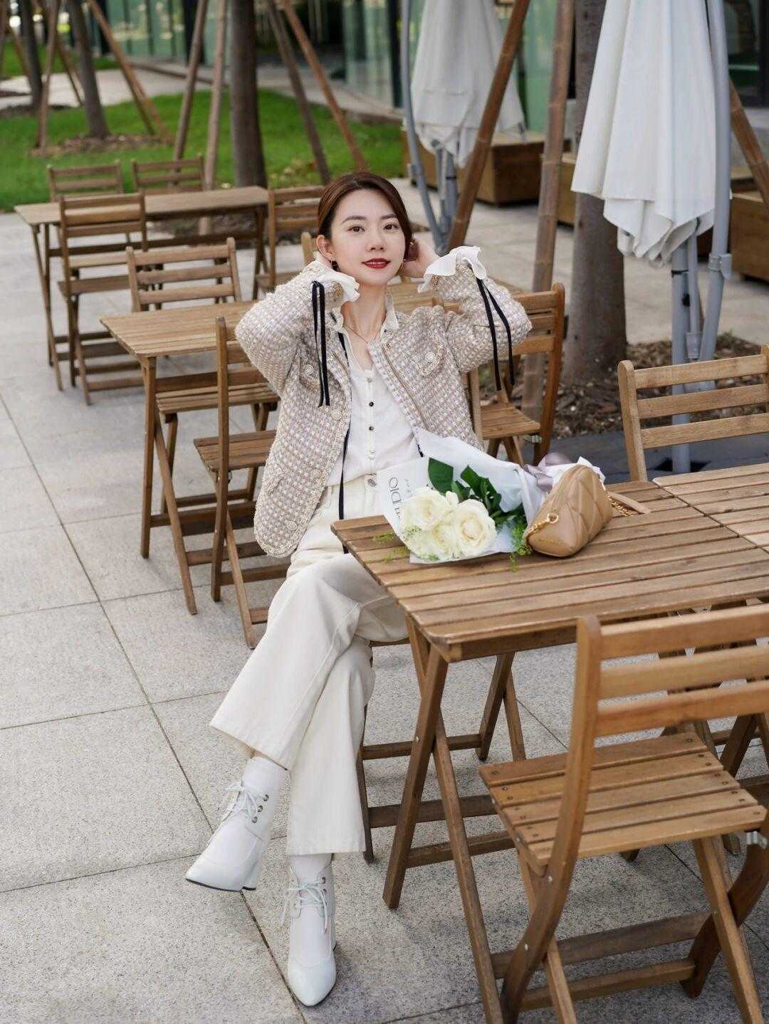 气质|既成熟优雅,又气质,这样的通勤穿搭更好看