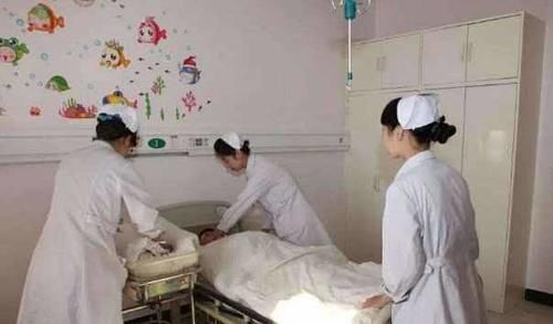 胎儿|剖腹产后最痛的一个护理环节!护士喜欢做,产妇见了就害怕